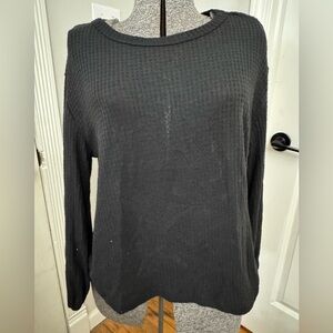 Women’s Lulu’s Black Waffle Knit Long Sleeve Top with Open Back Detail Small NWT